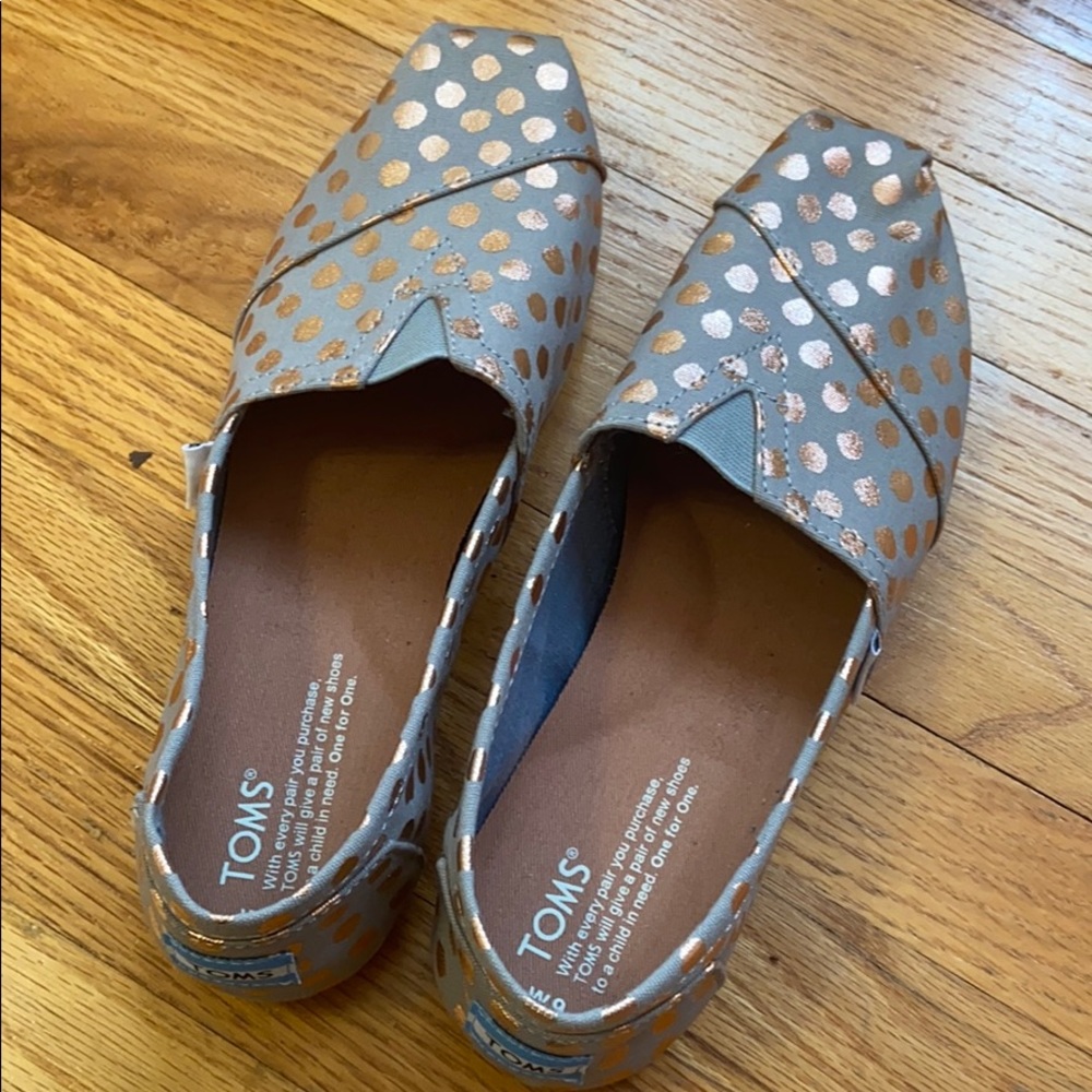 Toms grey and copper shoes, women’s size 9, new